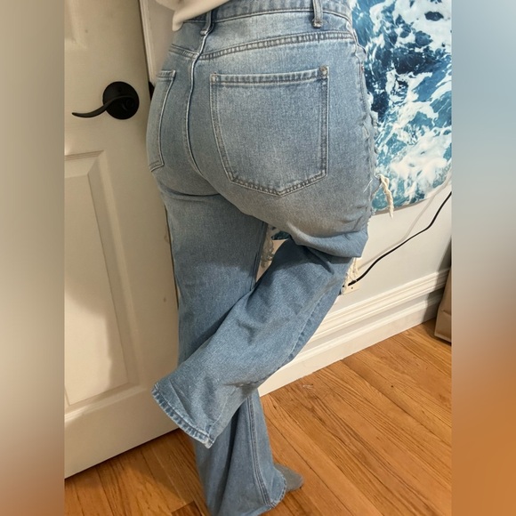 Baggy Straight Leg Jeans - Picture 3 of 4